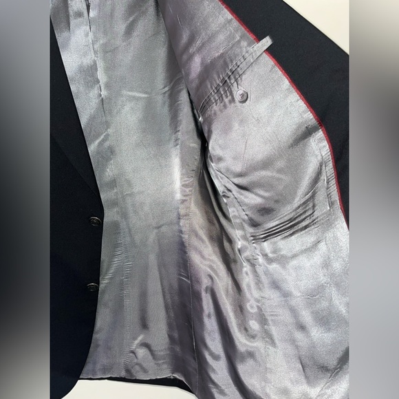 Bill Blass | Black Suit Jacket, Size 42R - Picture 4 of 5